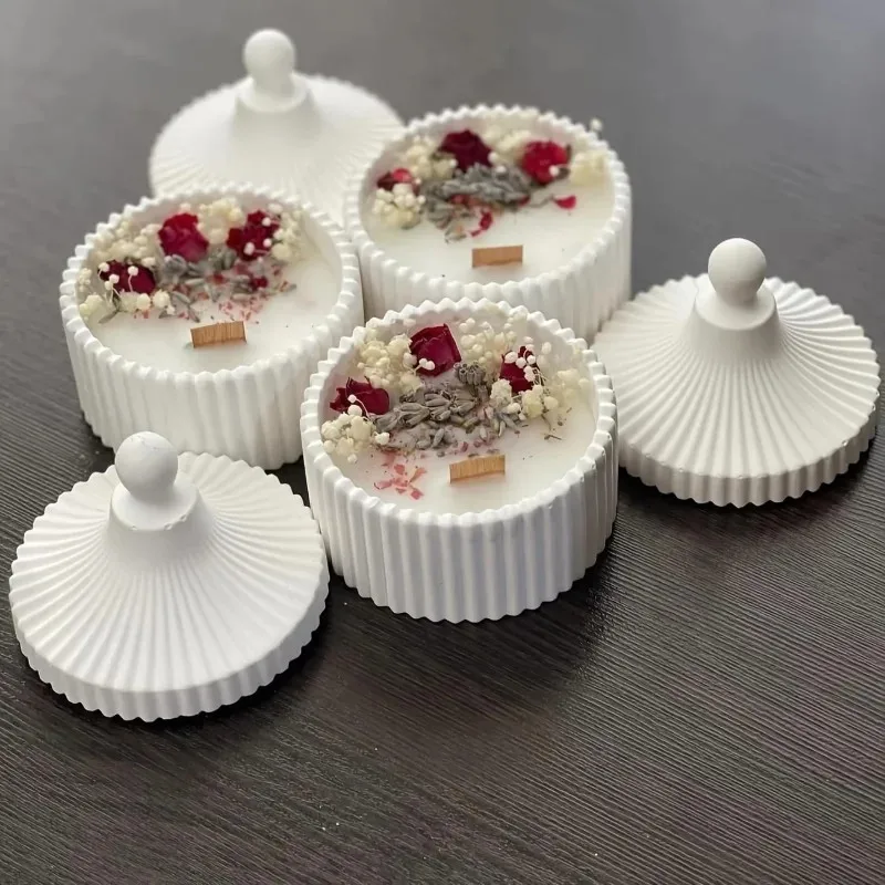 قطعتان من قوالب السيليكون لصنع - مراجعة Candle Making Jars With Lids وسعره